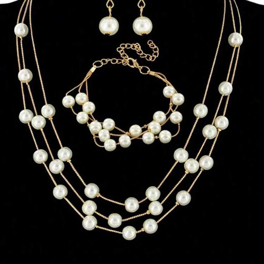 NWT White and Gold Pearl Necklace, Bracelet, Earrings set